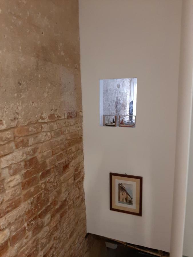 Isepo Apartment Venesia Bagian luar foto